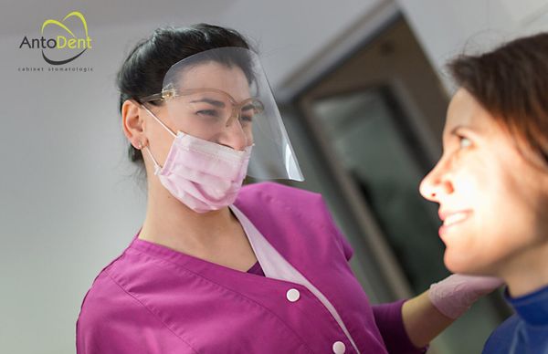 Dr. Alina Caizer